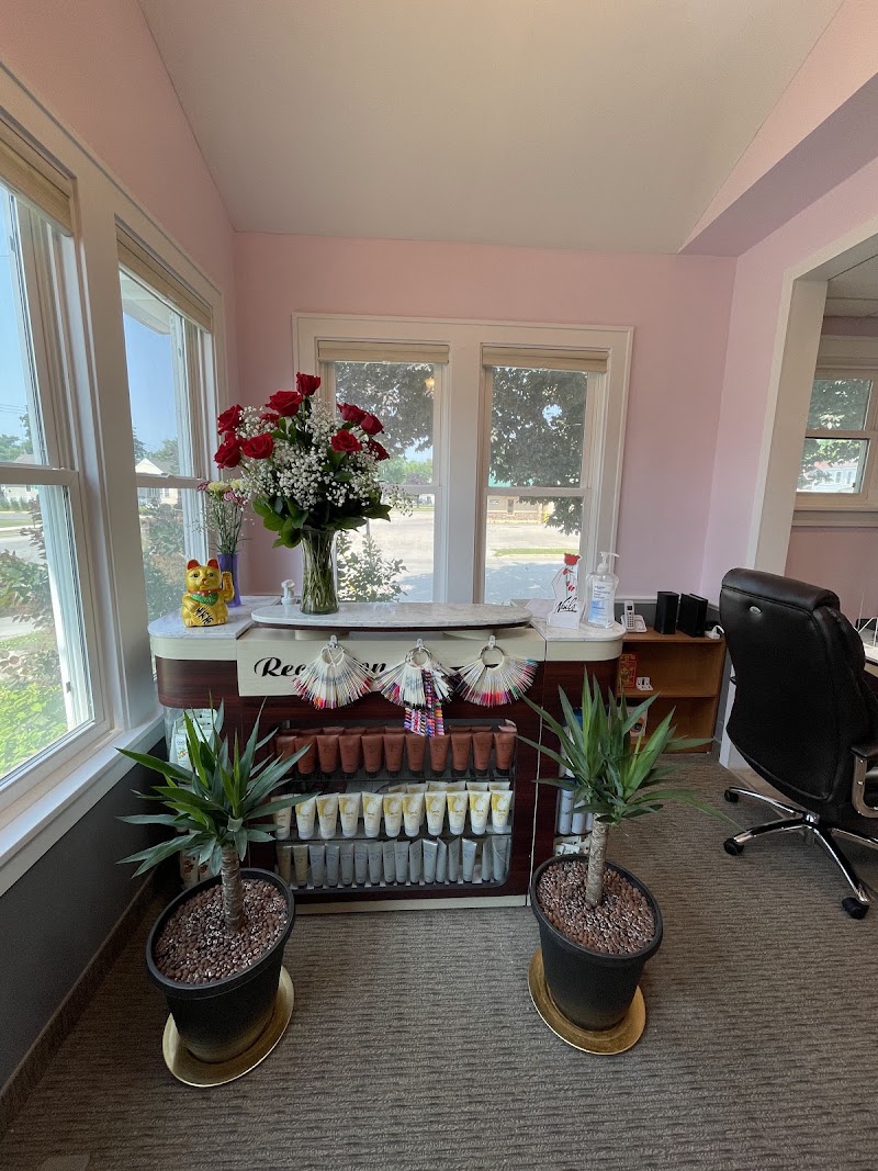 Theresa Nail Salon, nail salon in Austin, MN, photo 1 of 10
