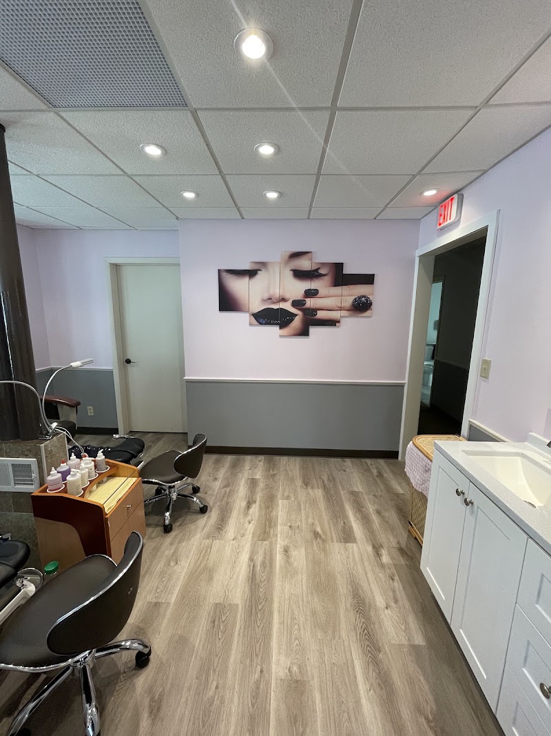 Theresa Nail Salon, nail salon in Austin, MN, photo 4 of 10